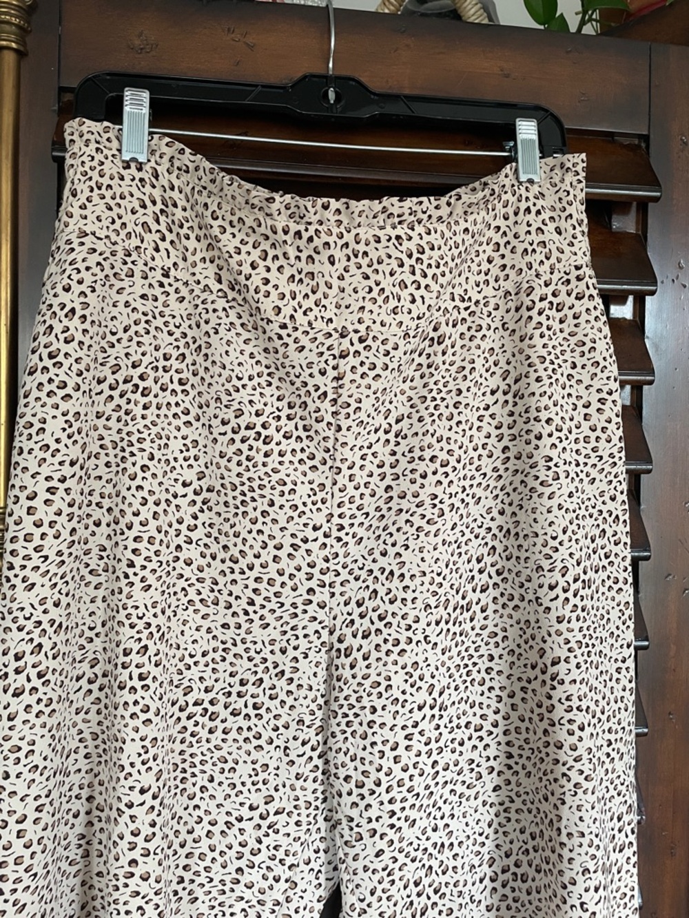 Sanctuary Cropped Beige Leopard Print Wide-Leg Pants Large with Pockets - Picture 2 of 8